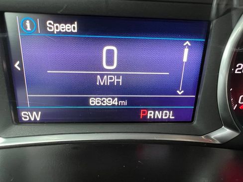 Used 2019 Chevrolet Equinox LT FWD image 32