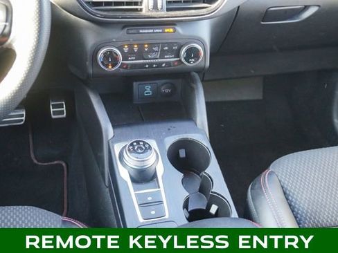 Used 2023 Ford Escape ST-Line image 12