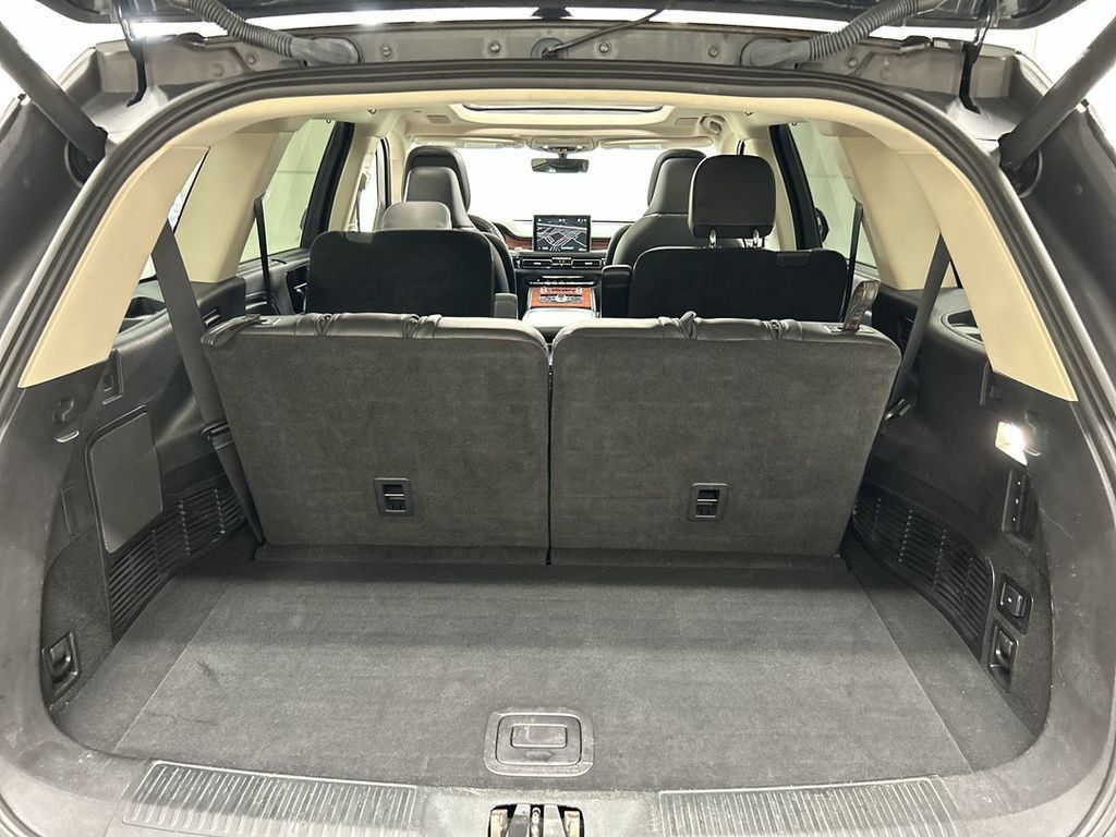Used 2021 Lincoln Aviator Reserve w/ Equipment Group 201A AWD/4WD image 24