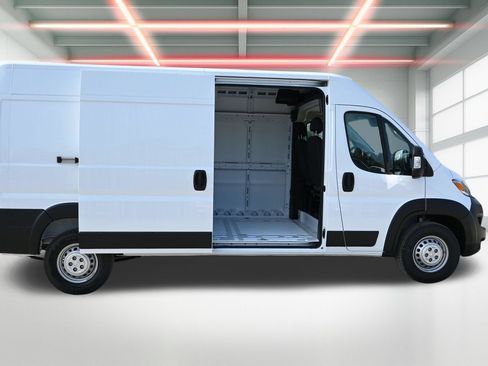 New 2026 RAM ProMaster 2500 w/ Convenience Group FWD image 21