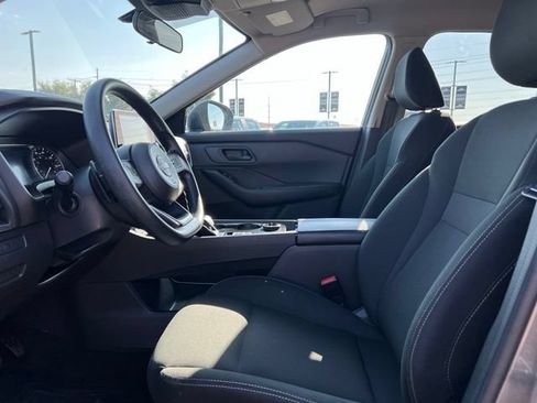 Used 2024 Nissan Rogue S AWD/4WD image 15