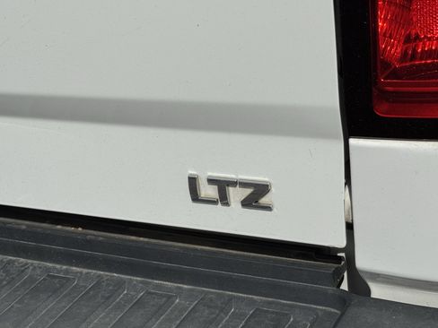 Used 2015 Chevrolet Silverado 2500 LTZ image 21