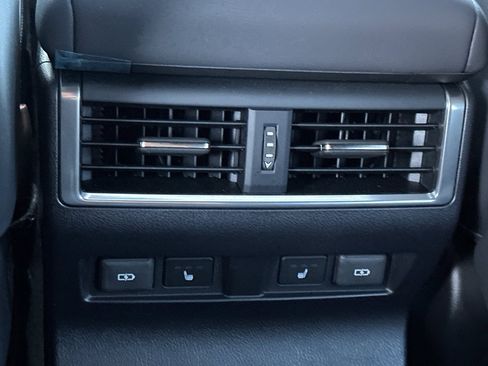 Certified 2024 Lexus GX 550 image 16