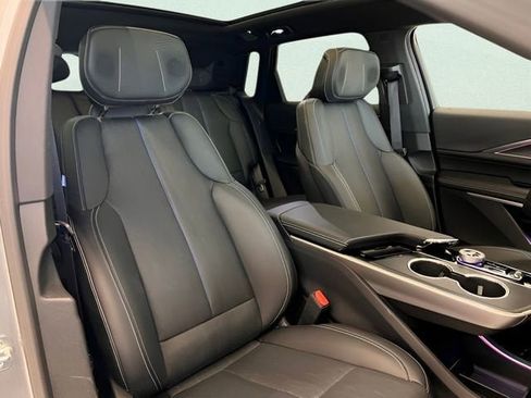 Used 2026 Cadillac Lyriq V image 16