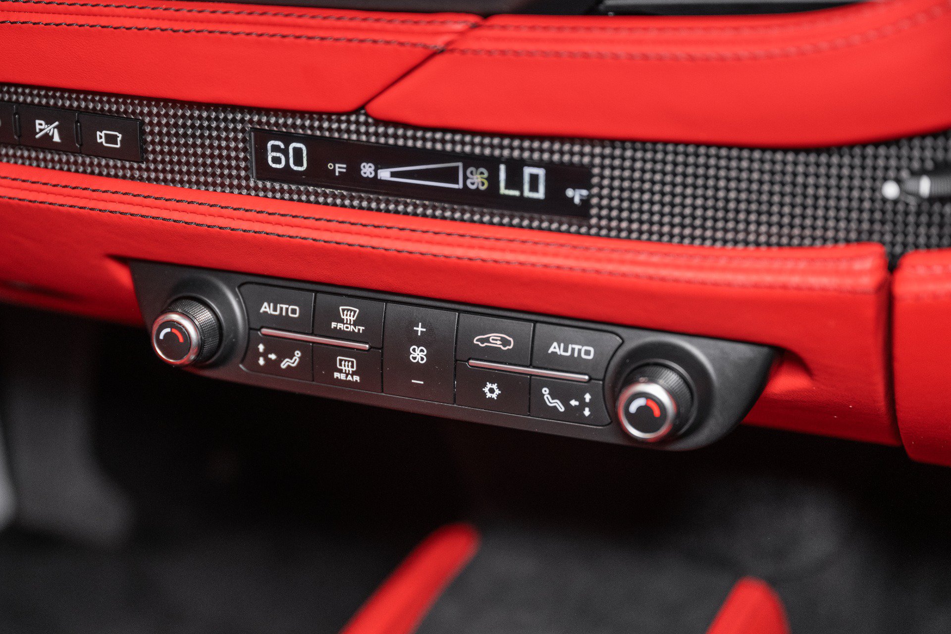 Used 2021 Ferrari F8 Tributo RWD image 33