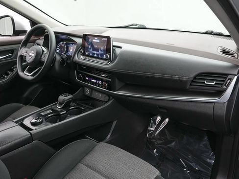 Used 2023 Nissan Rogue SV AWD/4WD image 21