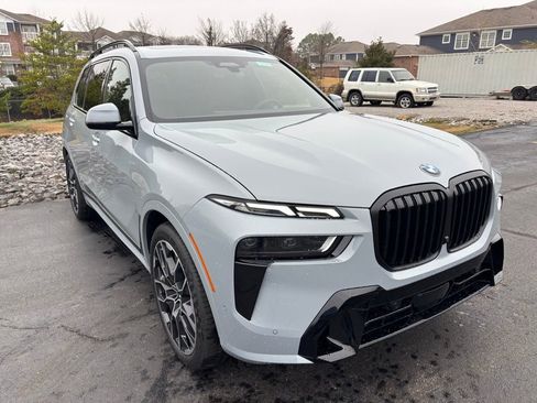 New 2026 BMW X7 xDrive40i w/ Executive Package image 8