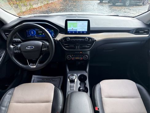 Used 2021 Ford Escape Titanium w/ Titanium Elite Package image 23