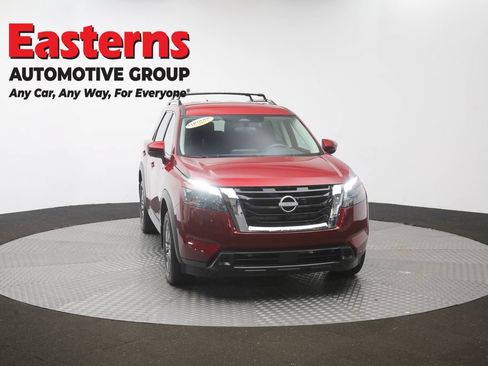Used 2024 Nissan Pathfinder SV AWD/4WD image 53