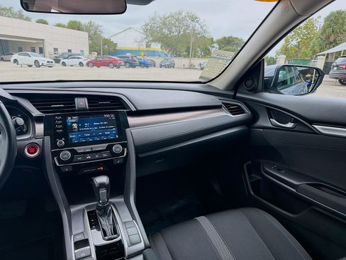 Used 2021 Honda Civic EX image 21