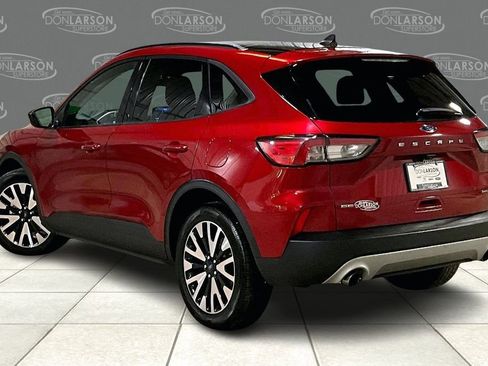 Used 2020 Ford Escape SE Sport image 4