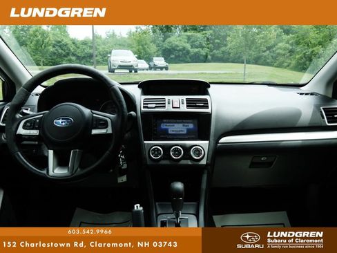 Used 2017 Subaru Crosstrek 2.0i Premium AWD/4WD image 4