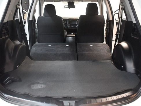 Used 2017 Toyota RAV4 XLE FWD image 64
