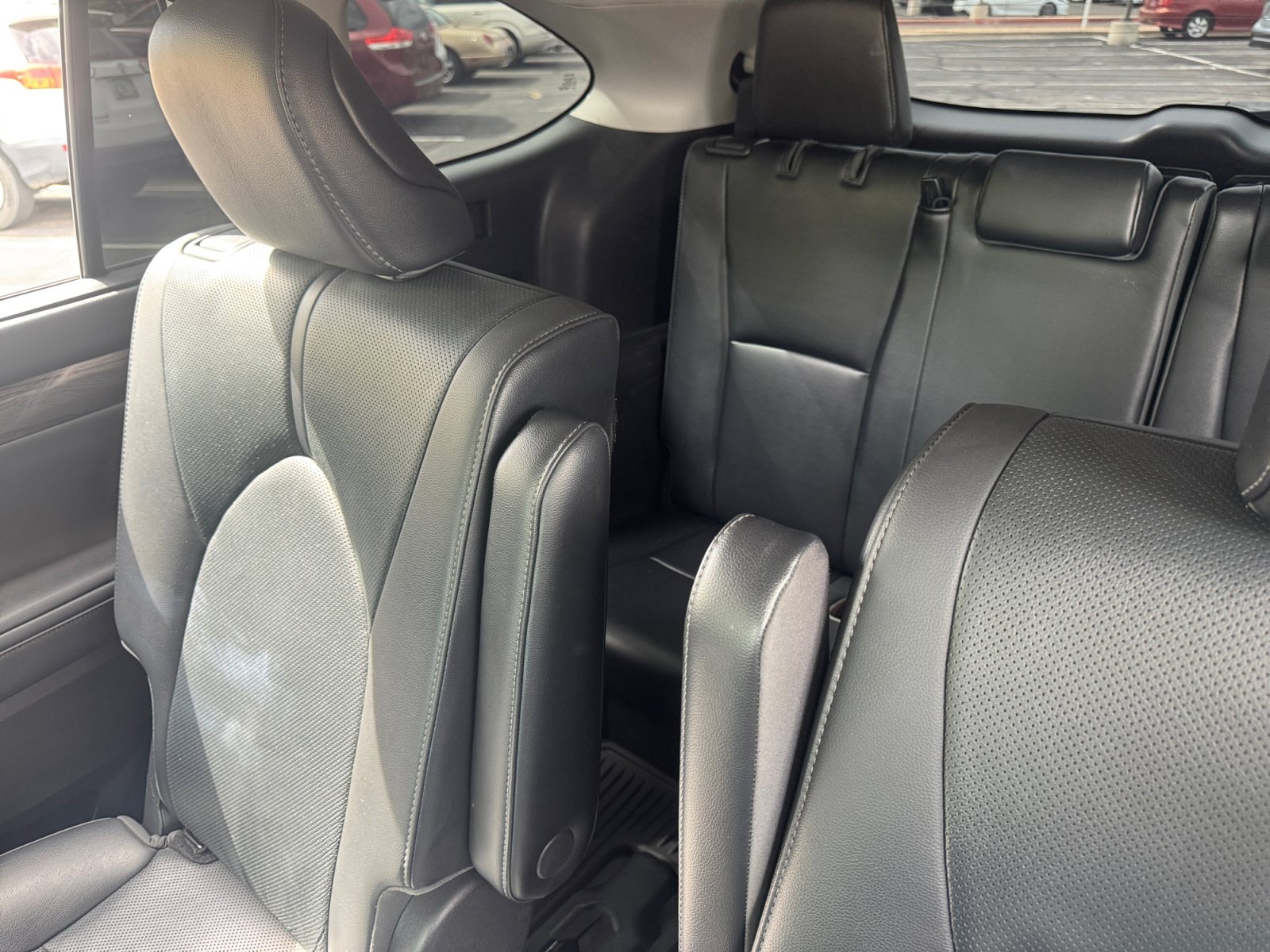 Used 2021 Toyota Highlander Limited FWD image 31