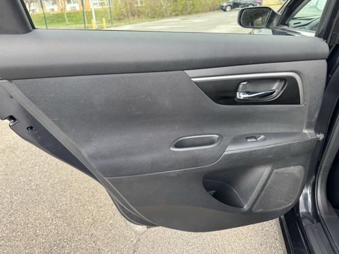 Used 2015 Nissan Altima 2.5 S w/ Power Driver Seat Package image 29