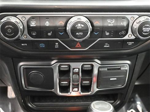 Used 2021 Jeep Wrangler Unlimited Sahara w/ Cold Weather Group image 14