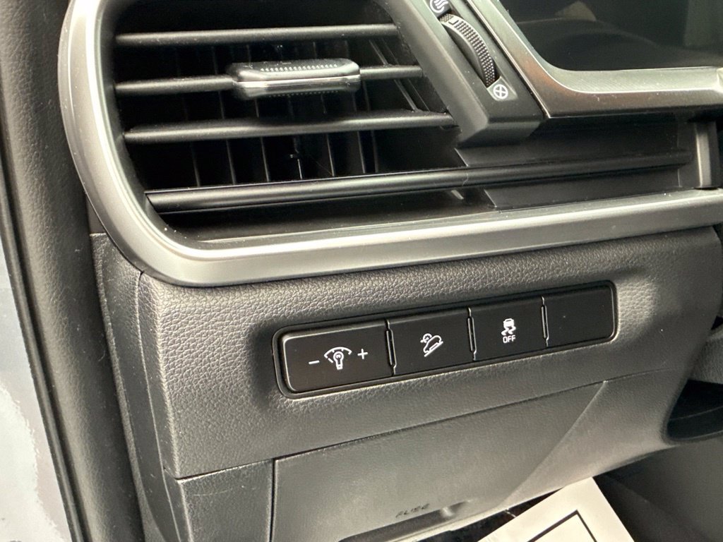 Used 2024 Kia Telluride S AWD/4WD image 19