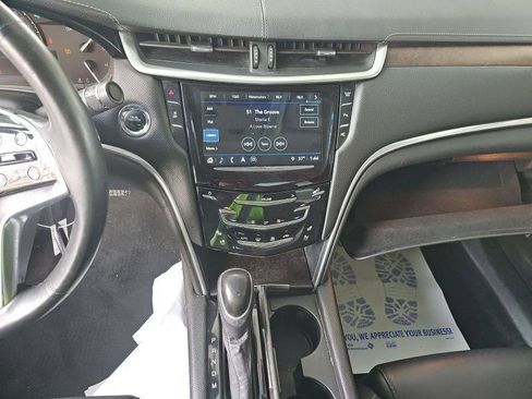 Used 2018 Cadillac XTS Luxury image 9