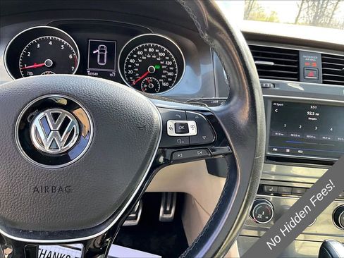 Used 2017 Volkswagen Golf Alltrack SE AWD/4WD image 17