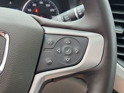 Used 2023 GMC Acadia SLT w/ Preferred Package AWD/4WD image 22