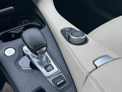 Used 2019 INFINITI QX50 Essential w/ Premium Heat Package image 21