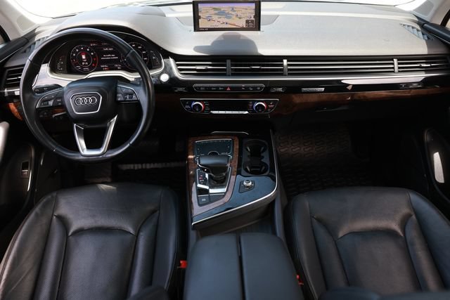 Used 2018 Audi Q7 3.0T Prestige w/ Prestige Package AWD/4WD image 24