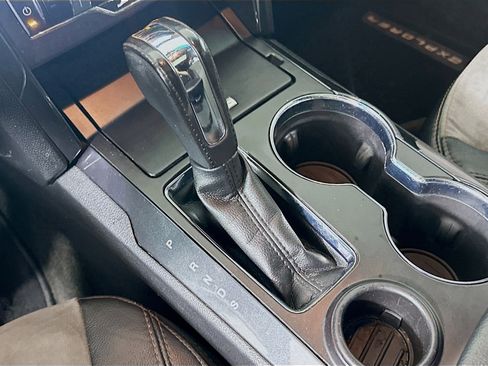 Used 2017 Ford Explorer XLT w/ Equipment Group 202A image 25