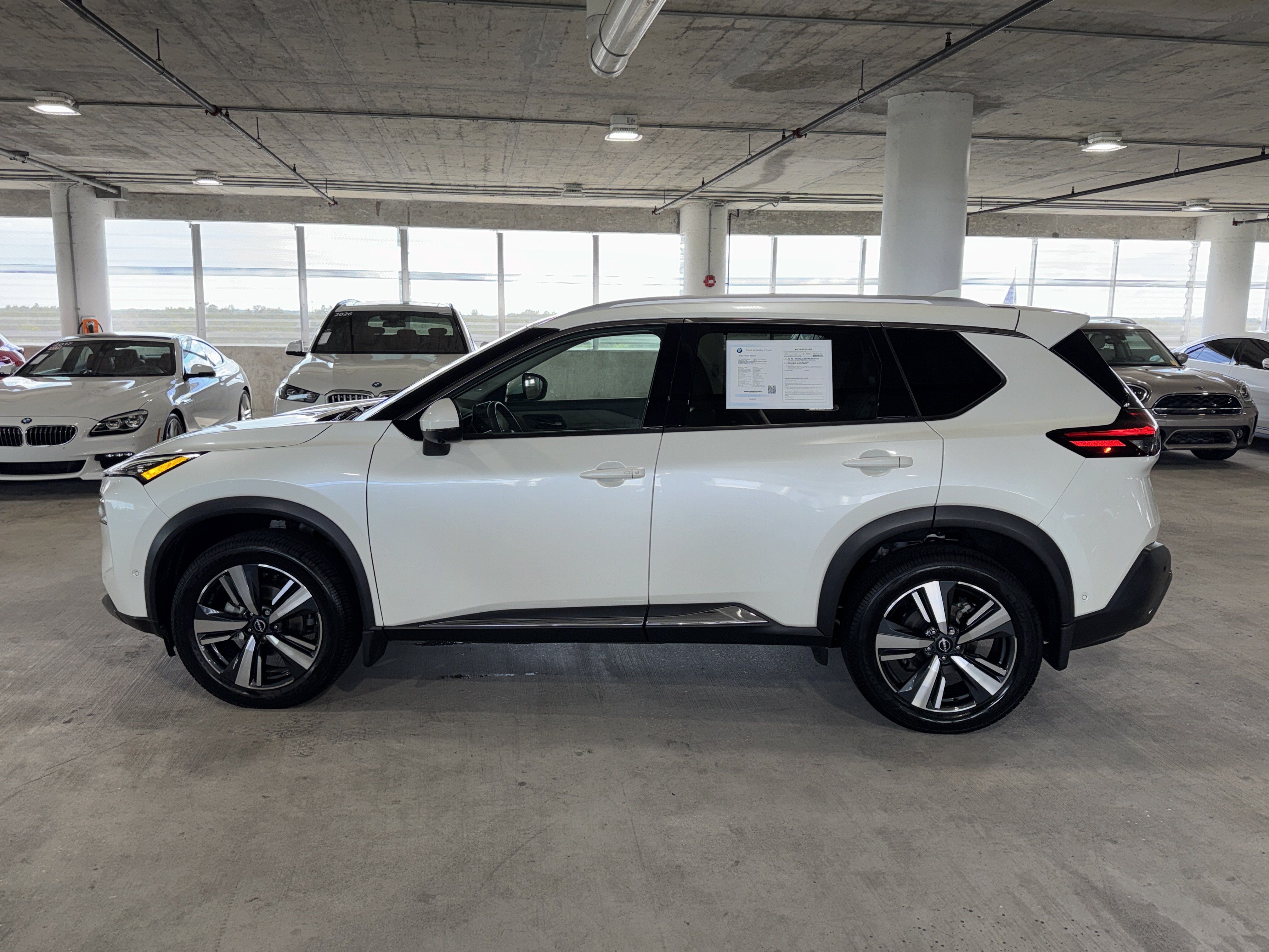 Used 2023 Nissan Rogue SL w/ SL Premium Package AWD/4WD image 5
