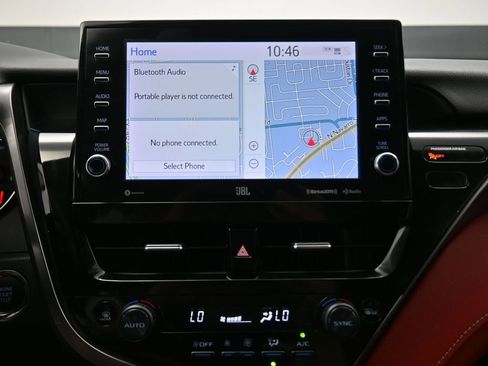 Used 2023 Toyota Camry XSE image 8