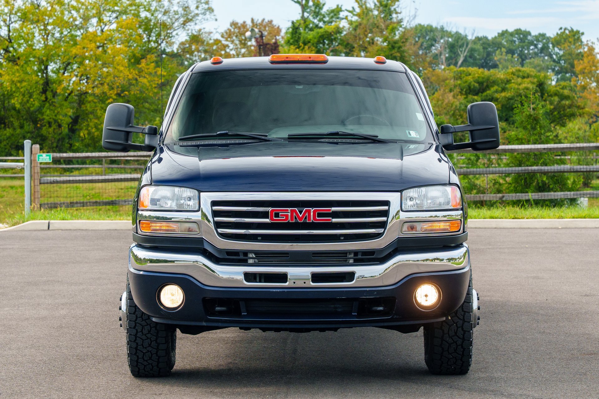 Used 2006 GMC Sierra 3500 SLE w/ Heavy-Duty Power Package AWD/4WD image 7