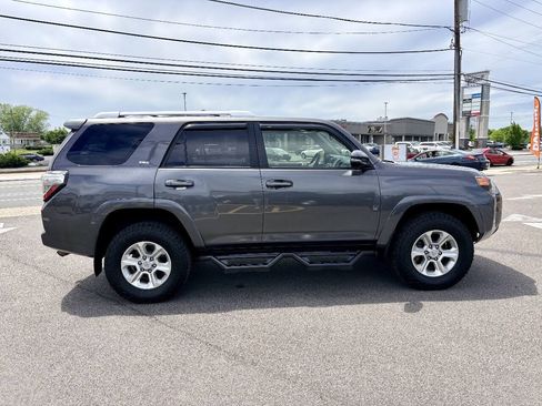 Used 2015 Toyota 4Runner SR5 Premium AWD/4WD image 7