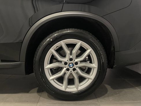 Used 2023 BMW X5 xDrive40i w/ Premium Package image 9