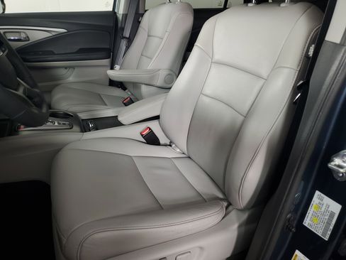 Certified 2021 Honda Pilot Special Edition image 12