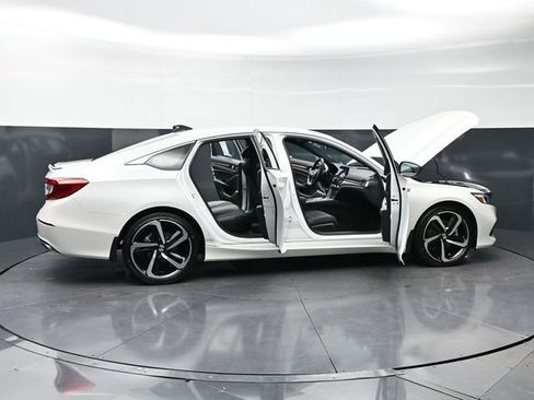 Used 2022 Honda Accord Sport image 26