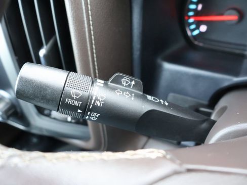 Used 2015 Chevrolet Silverado 2500 LTZ image 16