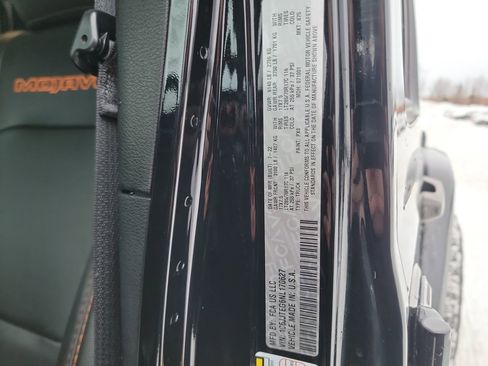 Used 2022 Jeep Gladiator Mojave w/ LED Lighting Group image 22