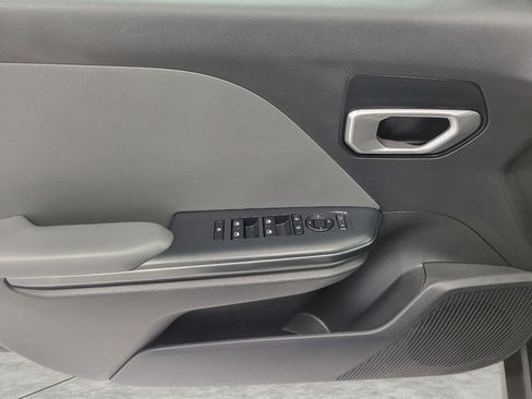 Used 2025 Kia K4 FWD image 24
