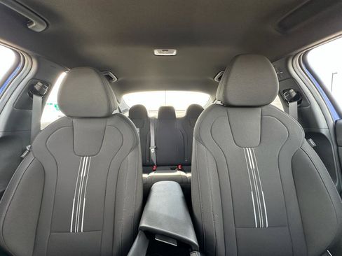 New 2025 Hyundai Elantra SEL image 10