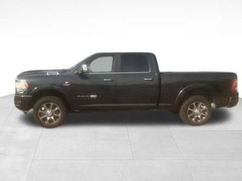 Used 2021 RAM 2500 Limited AWD/4WD image 2