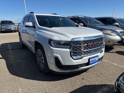 Used 2023 GMC Acadia Denali w/ Denali Ultimate Package image 2