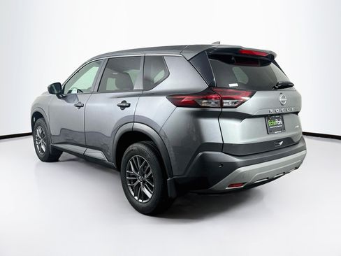 Used 2023 Nissan Rogue S AWD/4WD image 5