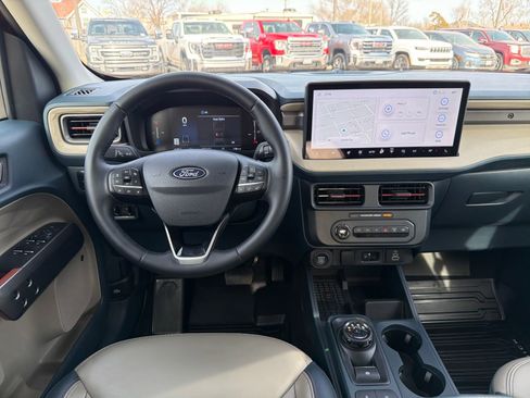 Used 2025 Ford Maverick Lariat w/ 4K Tow Package image 28