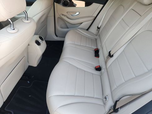 Used 2022 Mercedes-Benz GLC 300 image 31