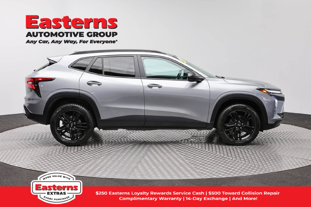 Used 2024 Chevrolet Trax ACTIV FWD image 5