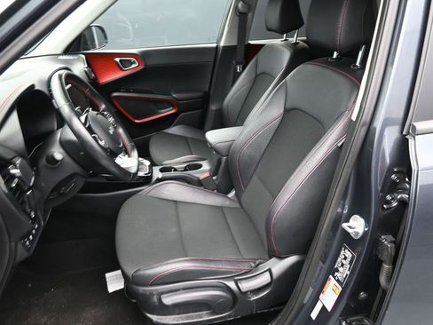 Used 2023 Kia Soul GT-Line FWD image 14