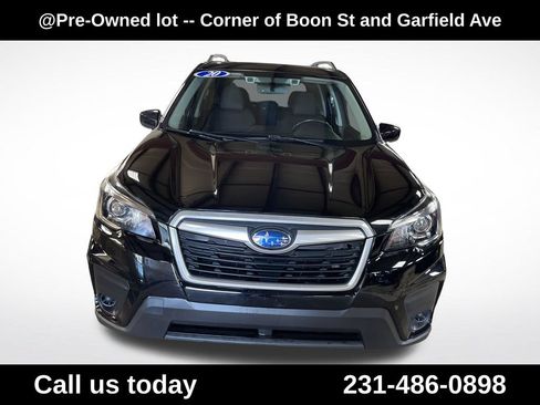 Used 2020 Subaru Forester Premium AWD/4WD image 8
