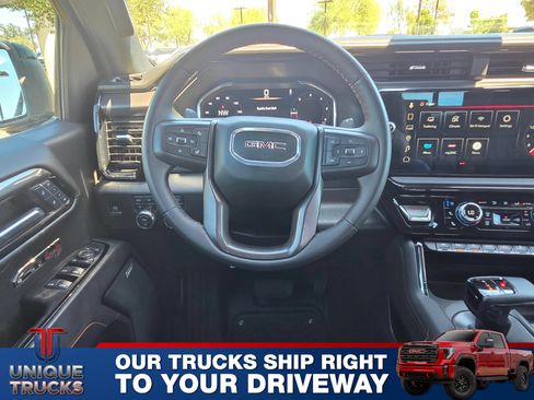 Used 2024 GMC Sierra 1500 AT4 w/ Technology Package AWD/4WD image 32