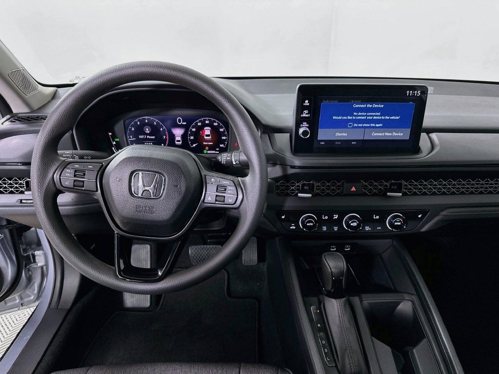 Used 2026 Honda Accord SE image 19