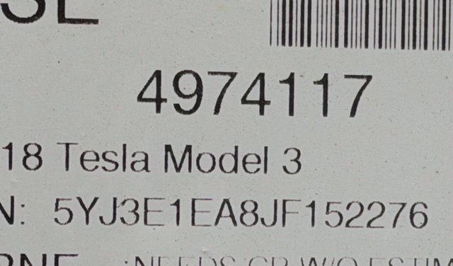 Used 2018 Tesla Model 3 Long Range RWD image 10