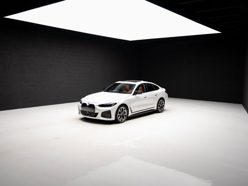 Used 2023 BMW i4 M50 w/ Premium Package image 79